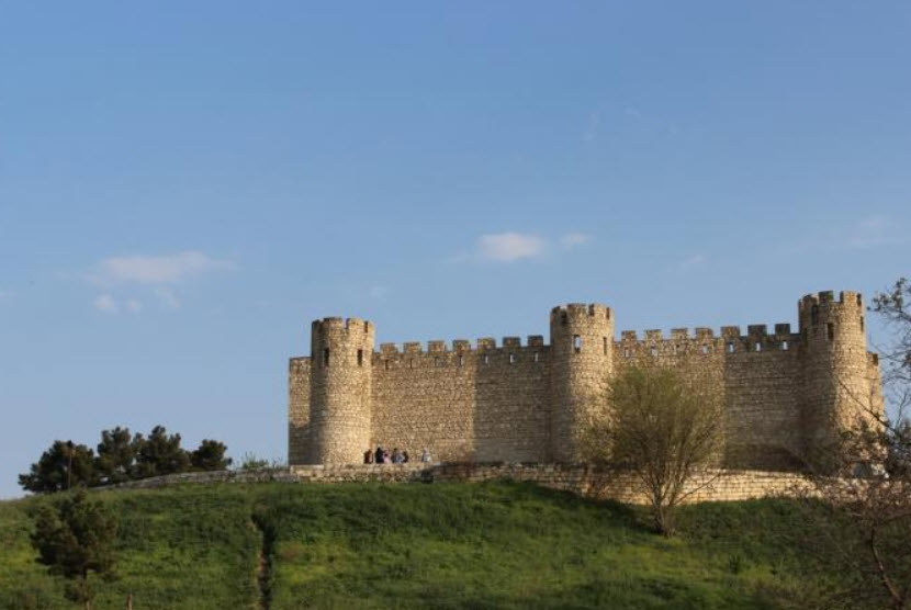 Bayat qalası, Azerbaijan